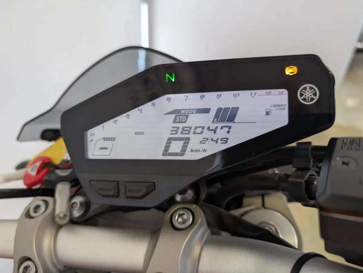 Yamaha MT-09 ABS (2013 - 15) (12)