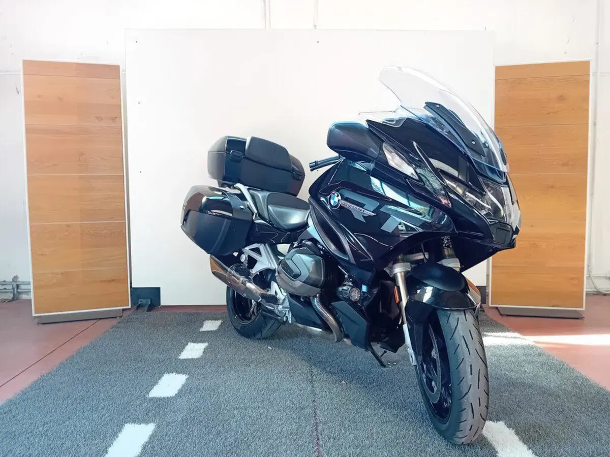 Bmw R 1250 RT (2021 - 25) (2)