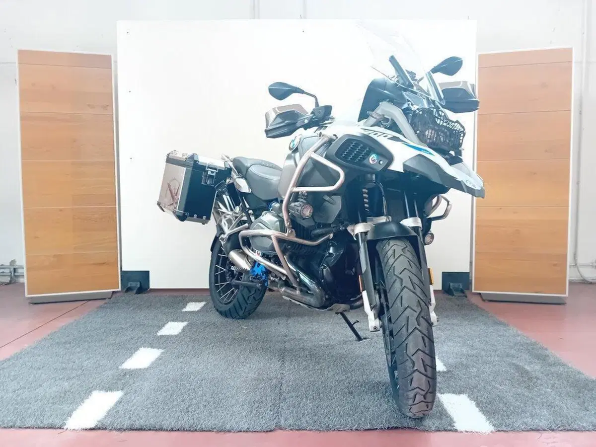 Bmw R 1200 GS Adventure (2017 - 18) (2)