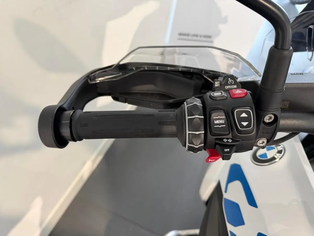 Bmw R 1300 GS (2023 - 26) (5)