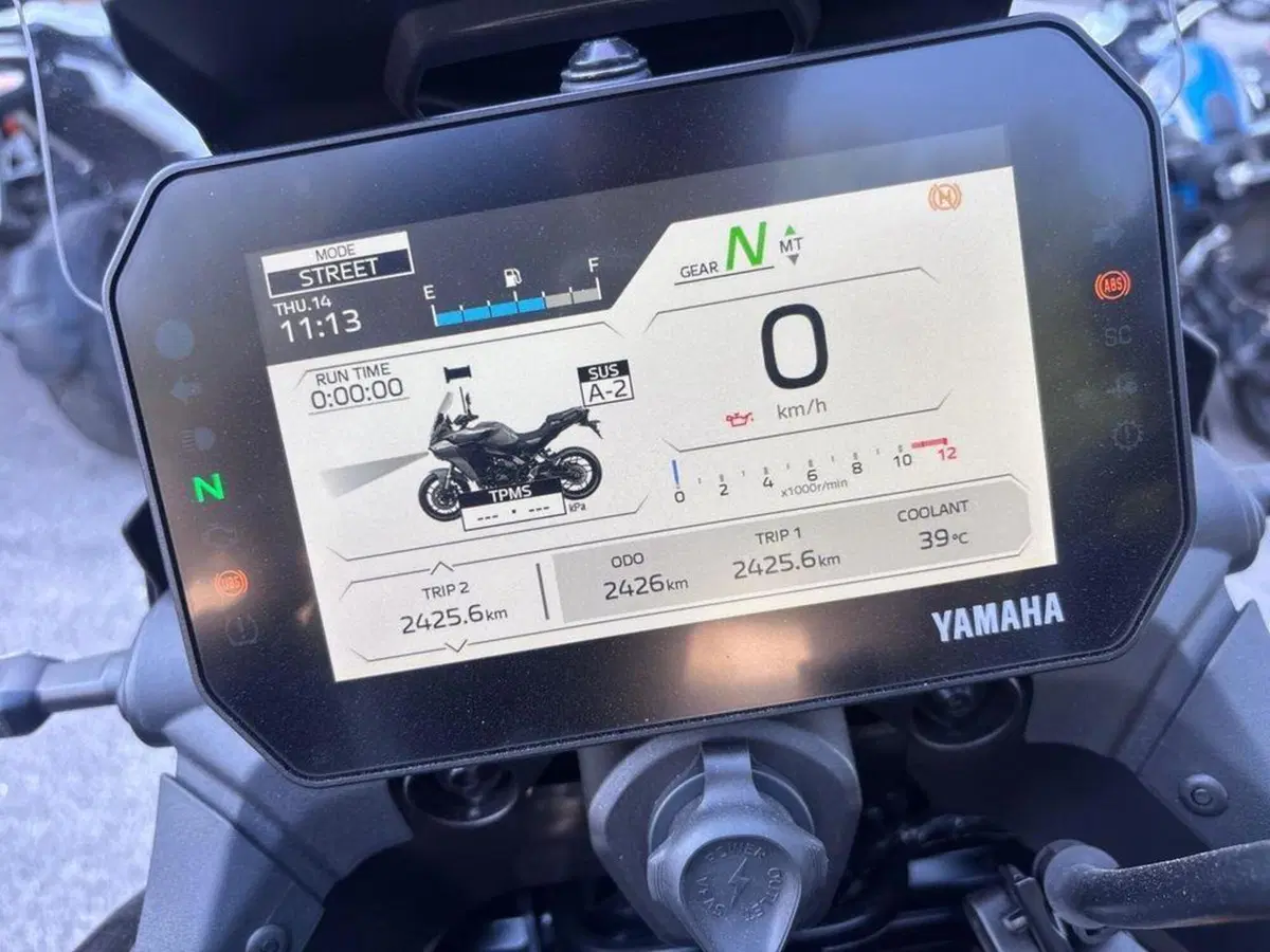 Yamaha Tracer 9 GT Y-AMT (2025 - 26) (8)