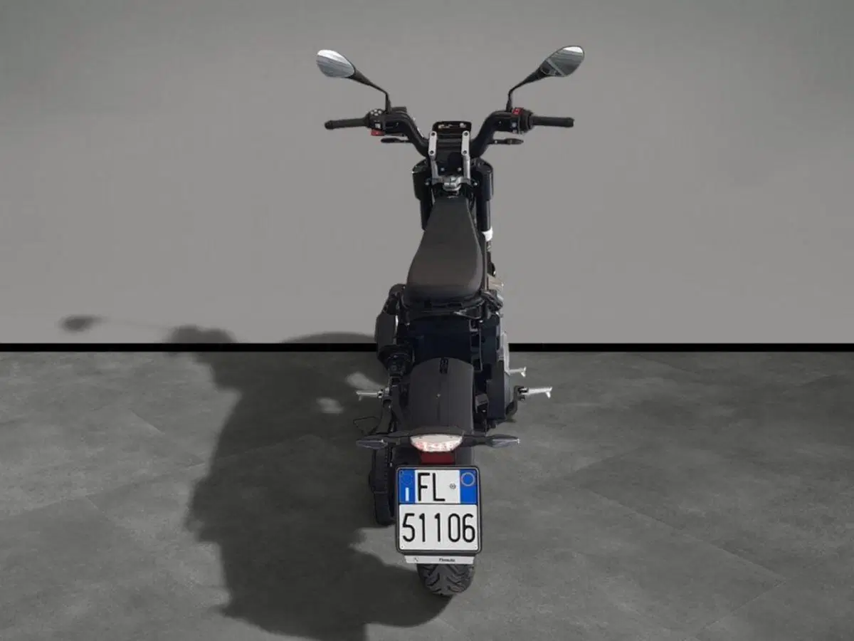 Bmw CE 02 (2024 - 26) (4)