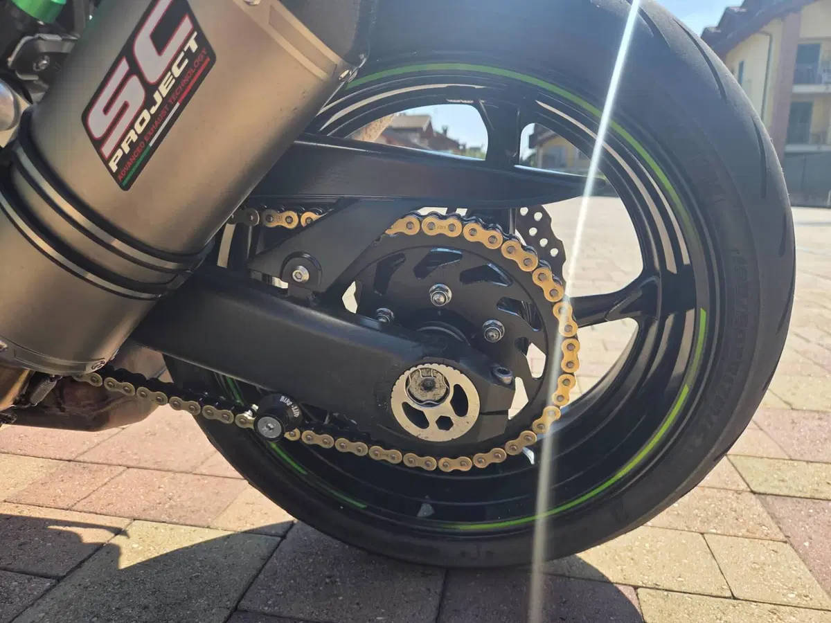 Kawasaki Z 1000 ABS (2010 - 13) (2)