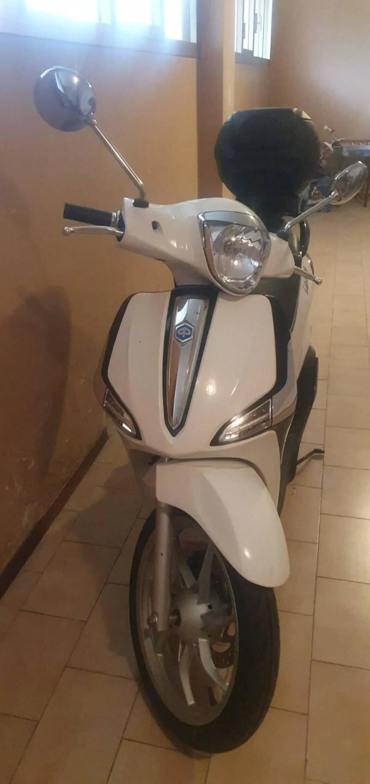 Piaggio Liberty 50 3V (2021 - 24) (3)