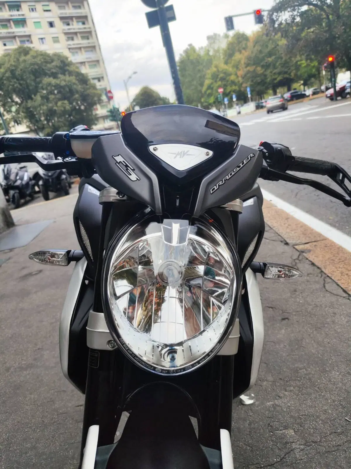 MV Agusta Dragster 800 (2014 - 19) (8)