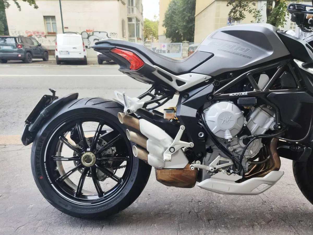 MV Agusta Dragster 800 (2014 - 19) (6)