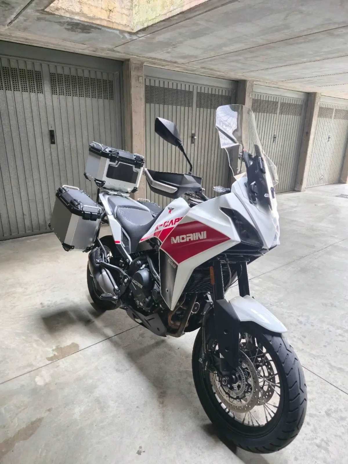 Moto Morini X-Cape 650 (2021 - 26) (3)