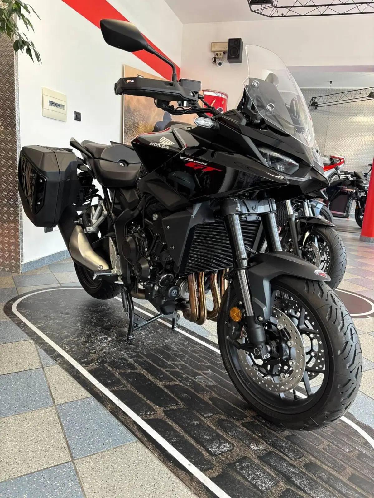 Honda CB 1000 GT (2026)