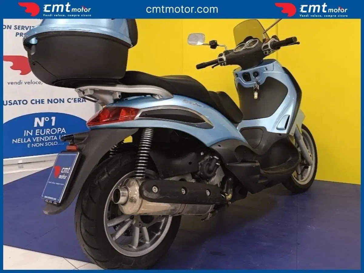 Piaggio Beverly 400 i.e. (2006 - 10) (4)