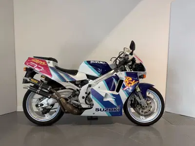 Suzuki RGV 250 (1989 - 97) usata