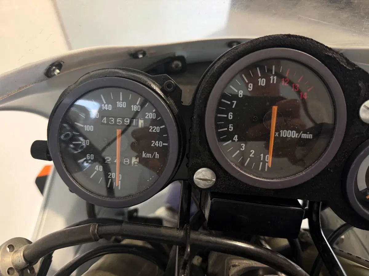 Suzuki RGV 250 (1989 - 97) (8)