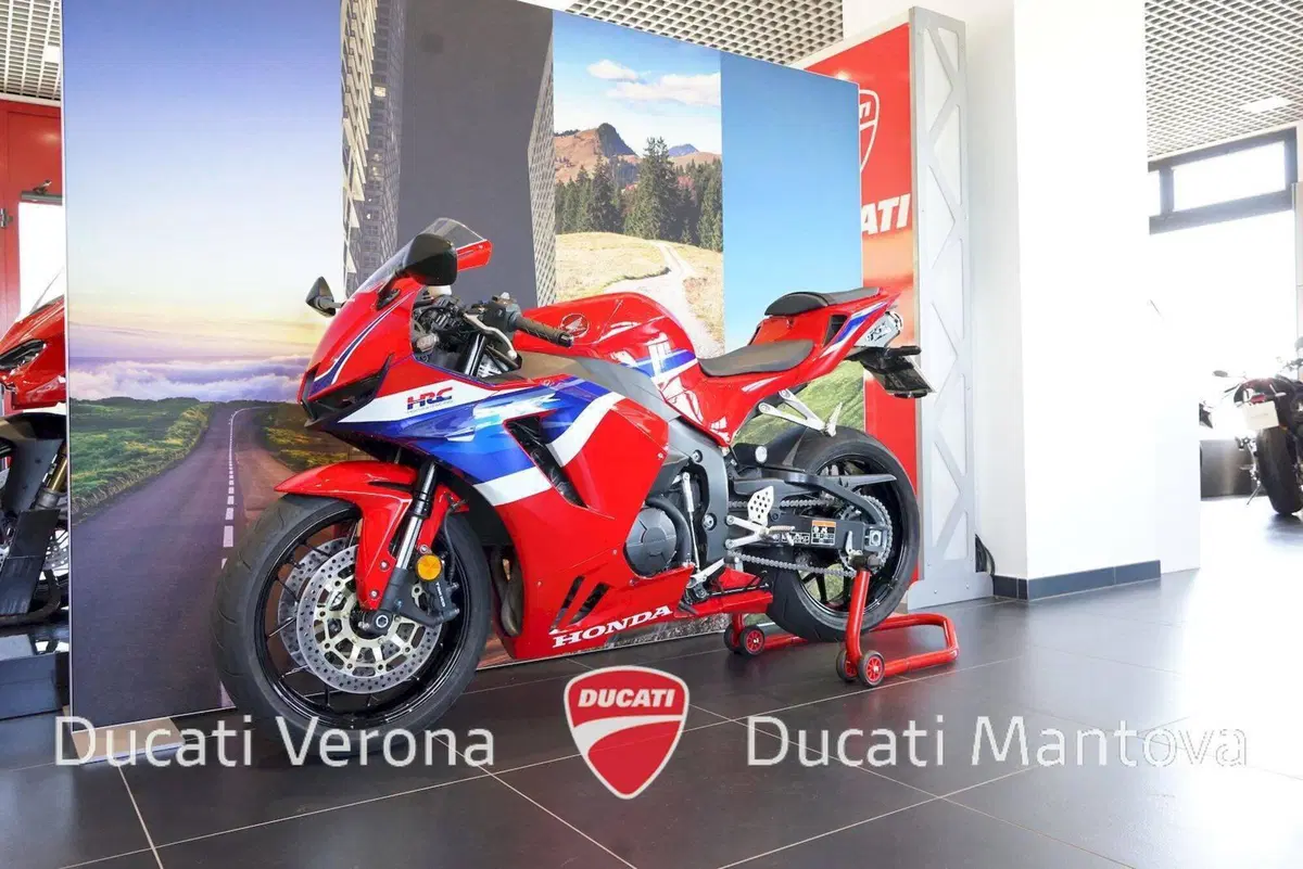 Honda CBR 600 RR (2024 - 26) (13)