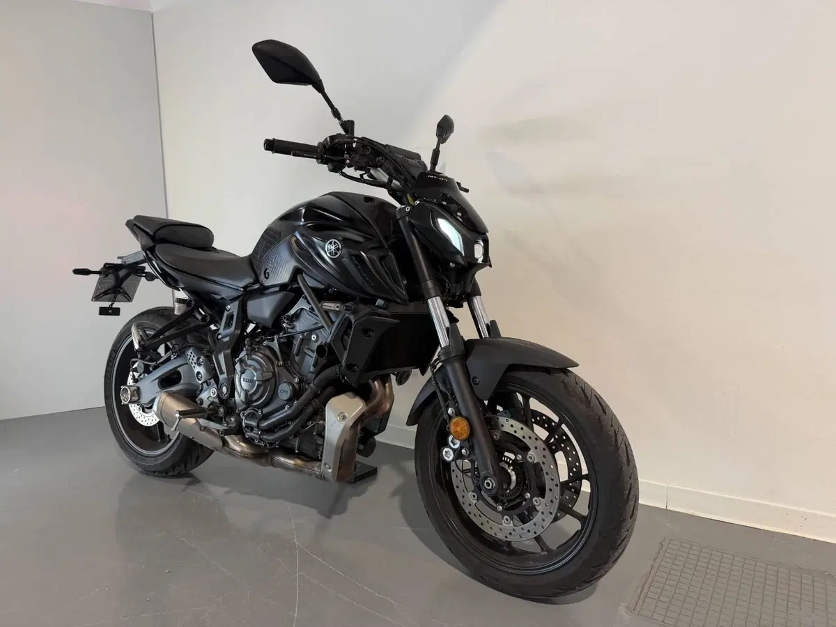 Yamaha MT-07 (2021 - 24) (4)