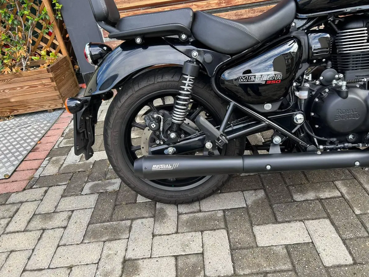 Royal Enfield Meteor 350 (2021 - 26) (3)