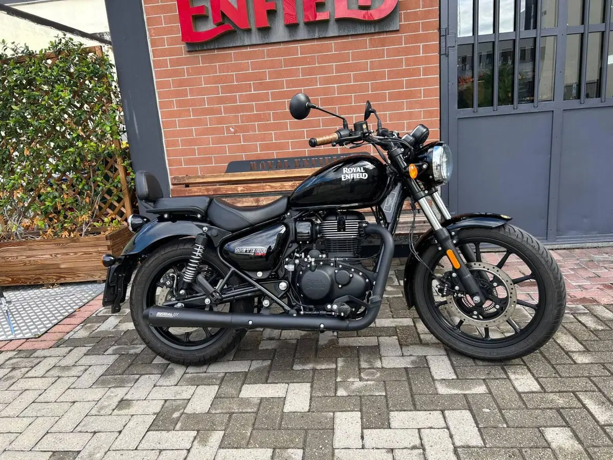 Royal Enfield Meteor 350 (2021 - 26) (6)