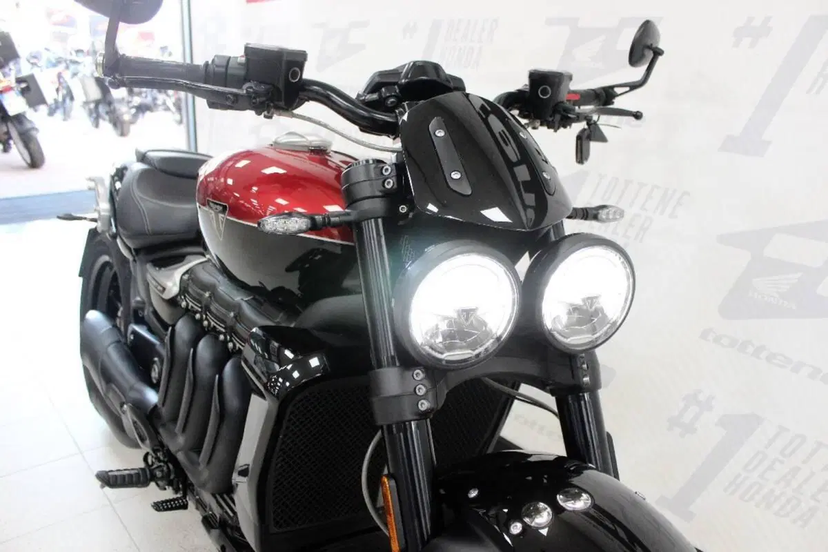 Triumph Rocket 3 Storm R (2024 - 26) (4)