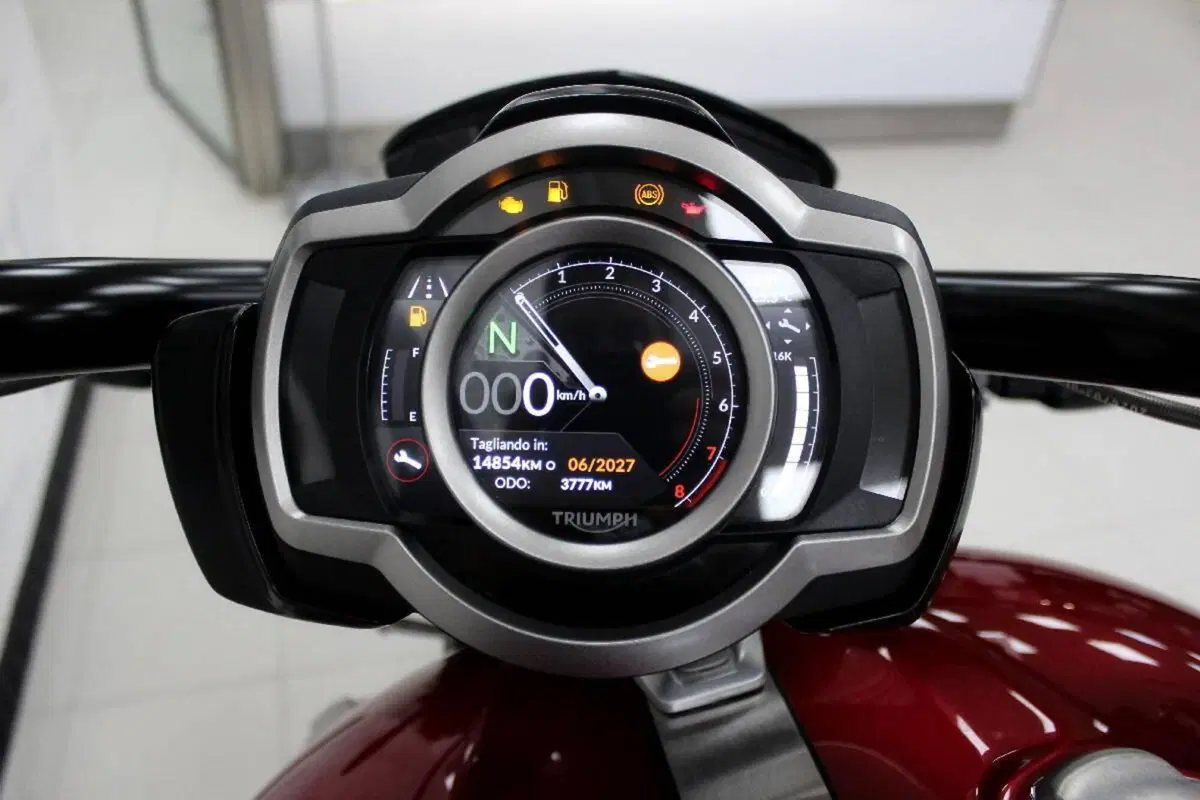 Triumph Rocket 3 Storm R (2024 - 26) (6)