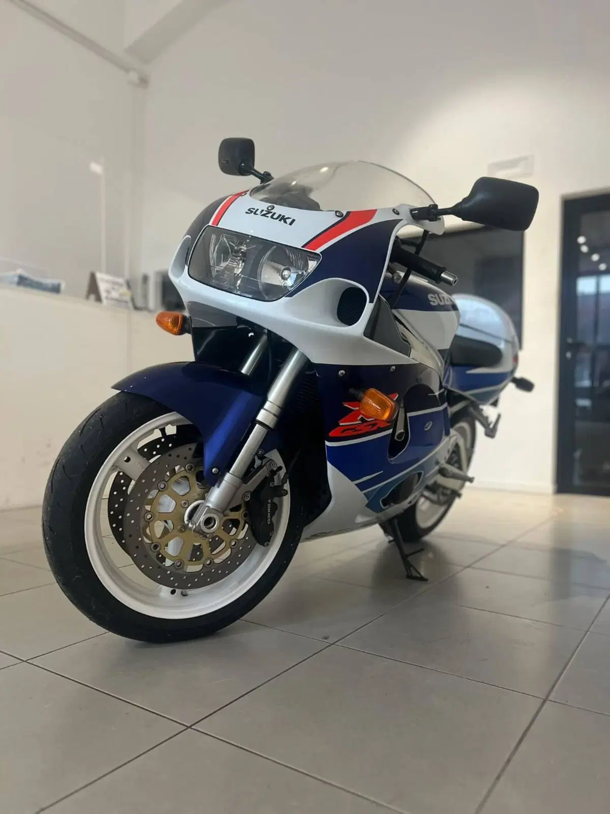 Suzuki GSX R 750 (1996 - 97) (3)