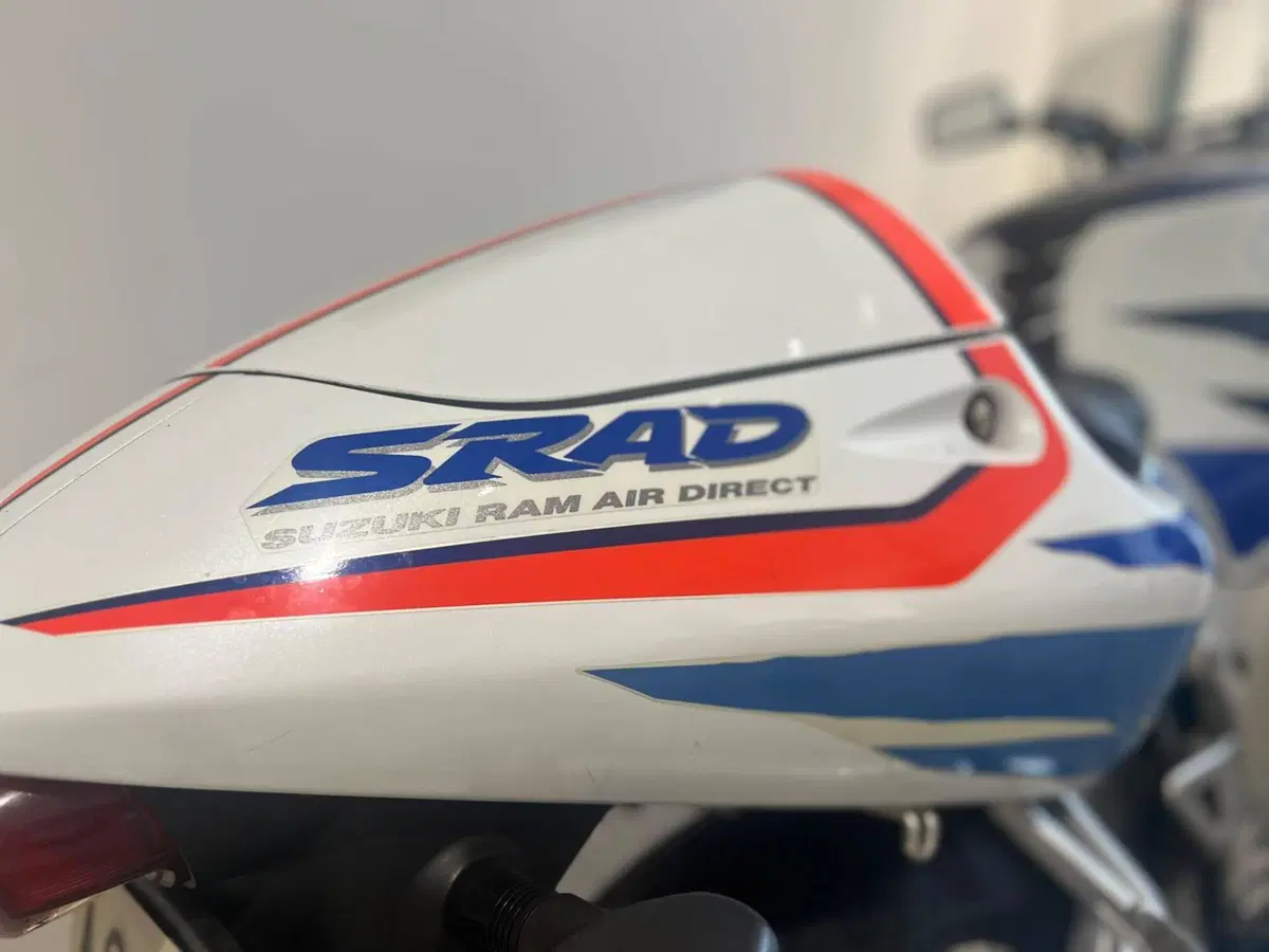 Suzuki GSX R 750 (1996 - 97) (5)
