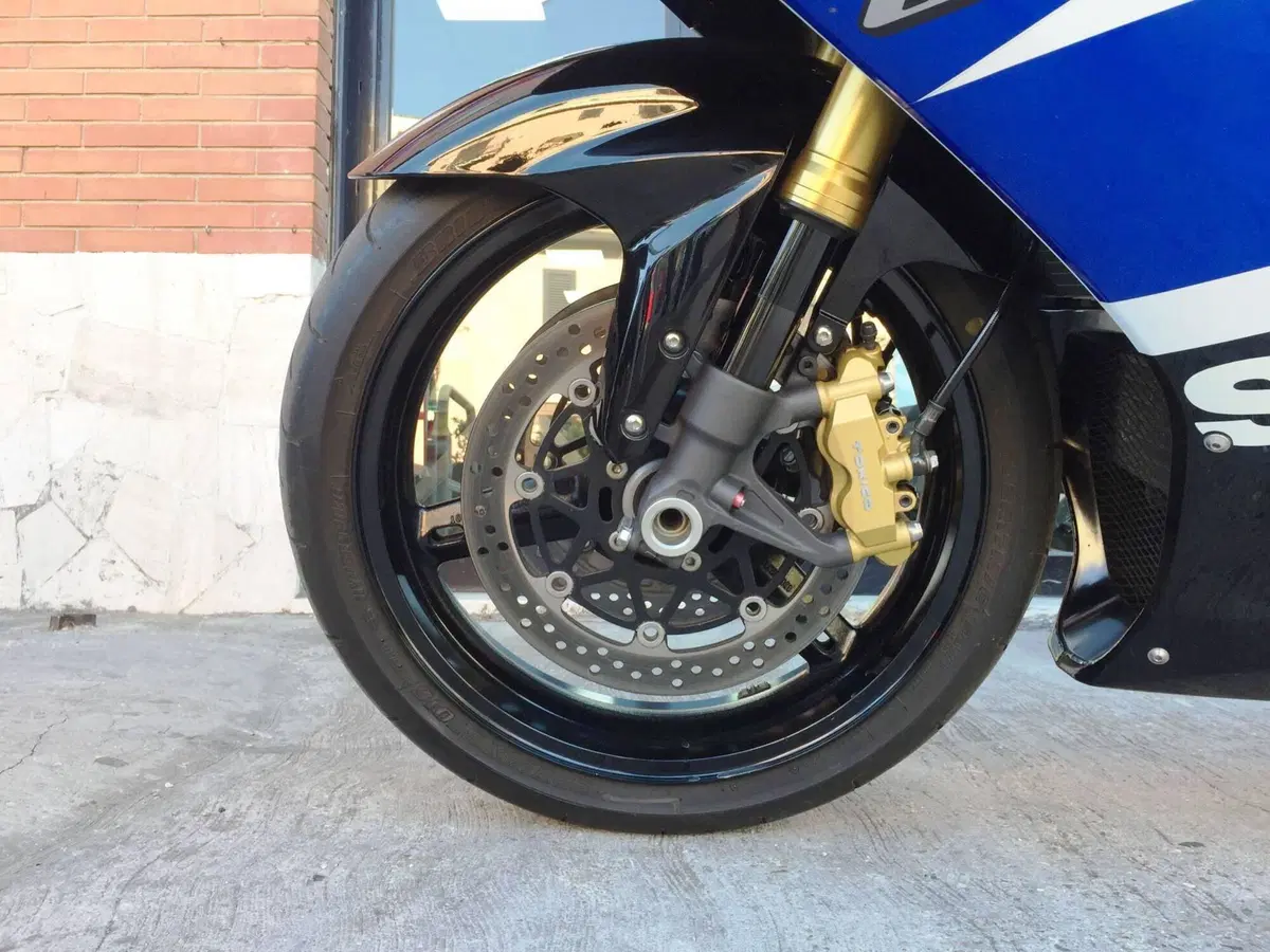 Suzuki GSX-R1000 (2003 - 04) (17)