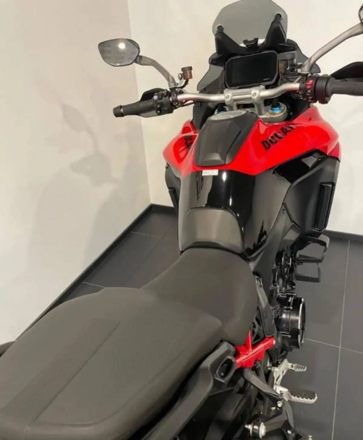 Ducati Multistrada V4 Pikes Peak (2025 - 27) (5)