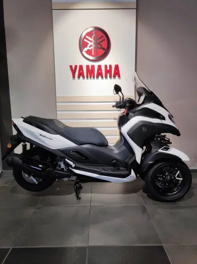 Yamaha Tricity 300 Airbag (2027) usata