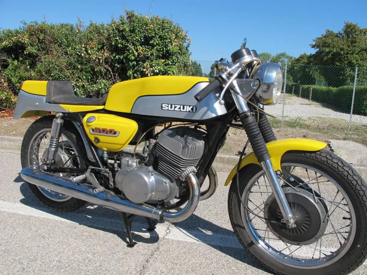Suzuki t500 (3)