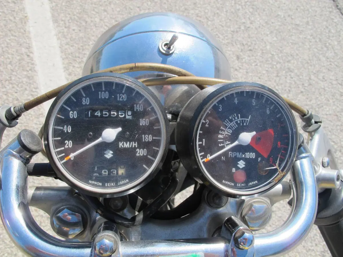 Suzuki t500 (4)