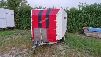 Rimorchio centinato Ellebi