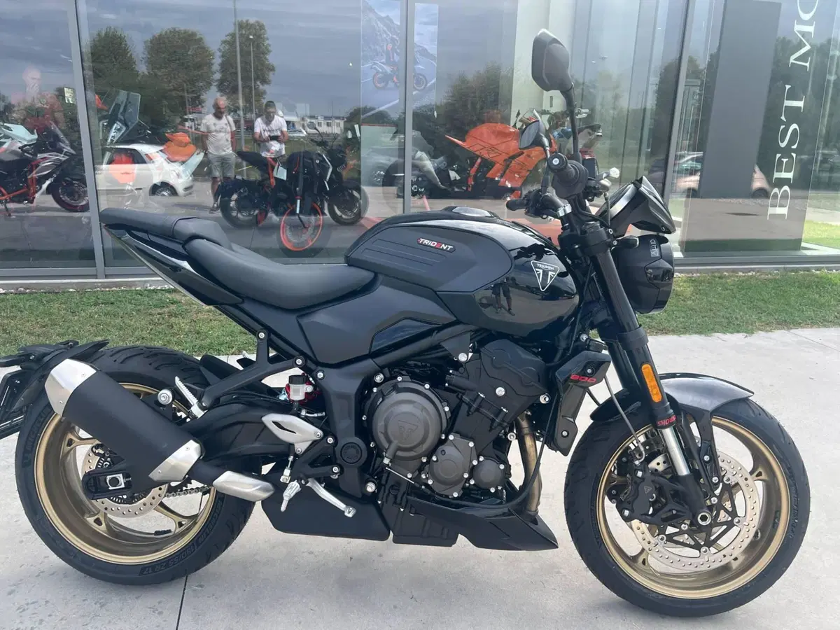 Triumph Trident 800 (2026)