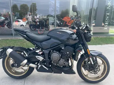 Triumph Trident 800 (2026) usata