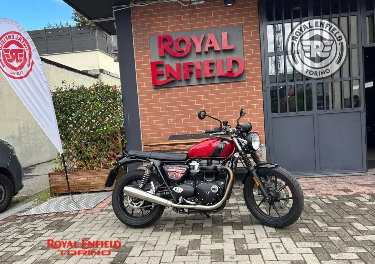 Triumph Speed Twin 900 Stealth Edition (2024)