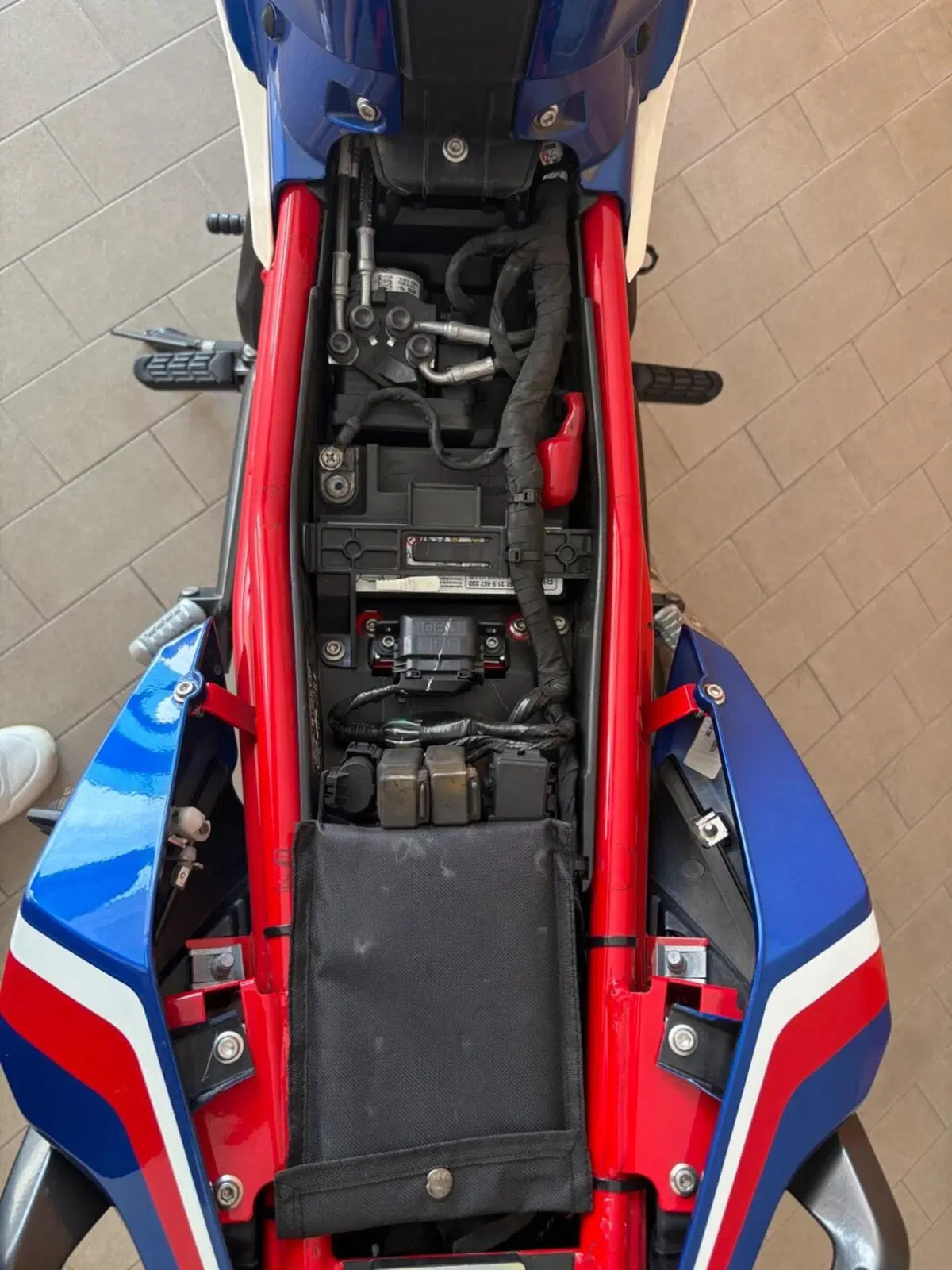 Bmw G 310 R (2021 - 25) (14)