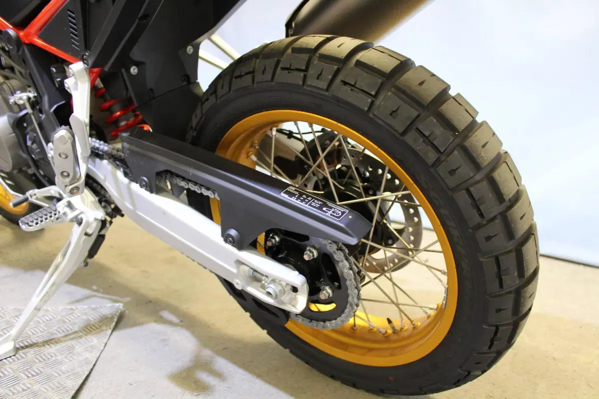 Aprilia Tuareg 660 Rally (2025 - 26) (16)