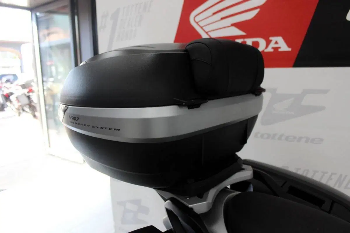 Bmw R 1200 R (2006 - 11) (5)