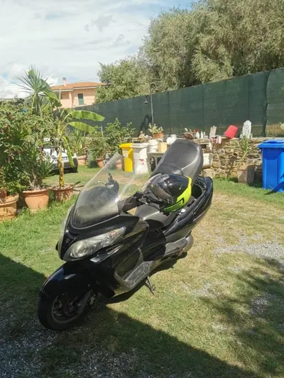 Suzuki Burgman AN 400 (2006 - 07) usata