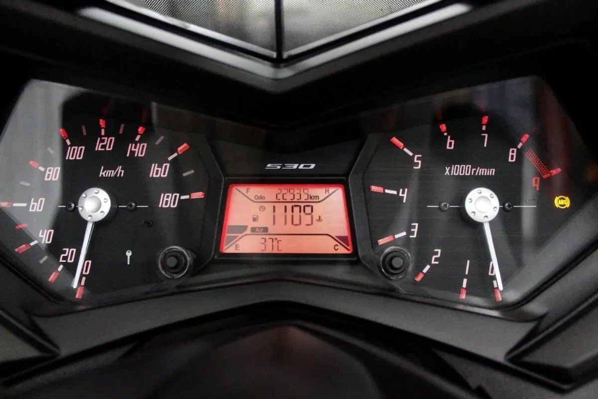 Yamaha T-Max 530 (2012 - 14) (6)