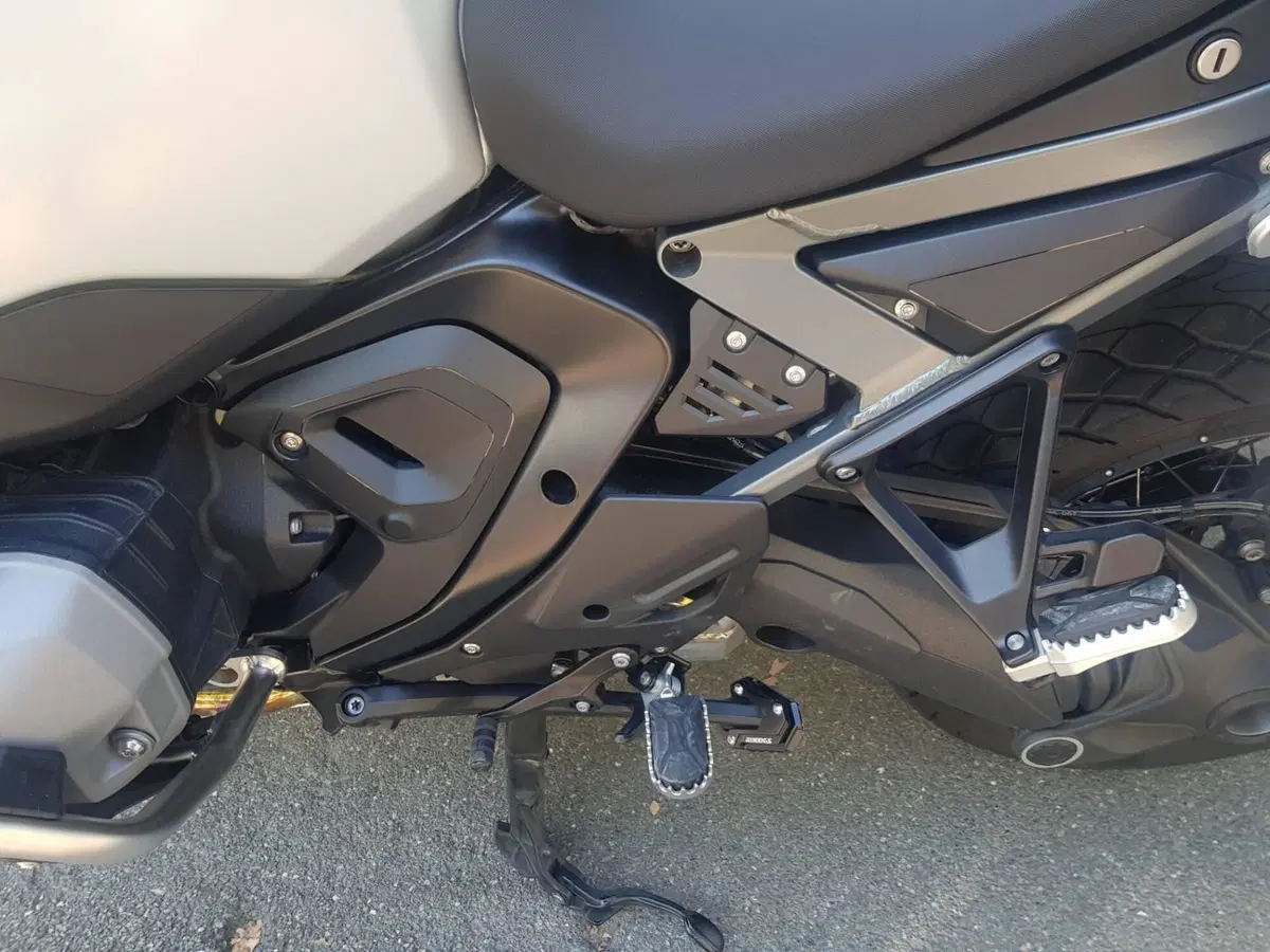 Bmw R 1300 GS Adventure (2025 - 26) (5)
