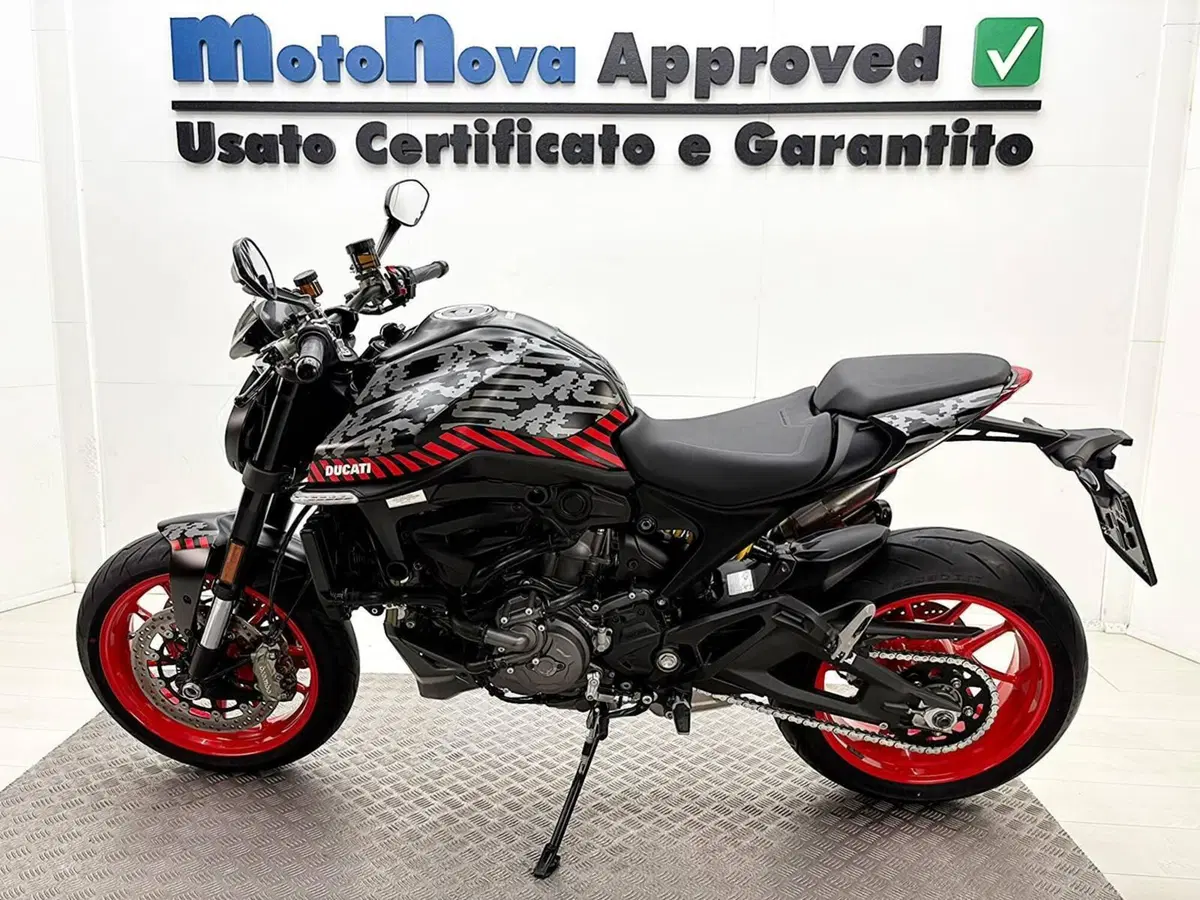 Ducati Monster 937 (2021 - 25) (2)