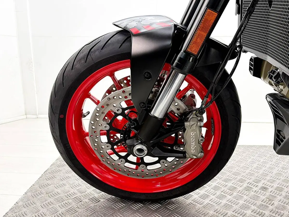Ducati Monster 937 (2021 - 25) (13)