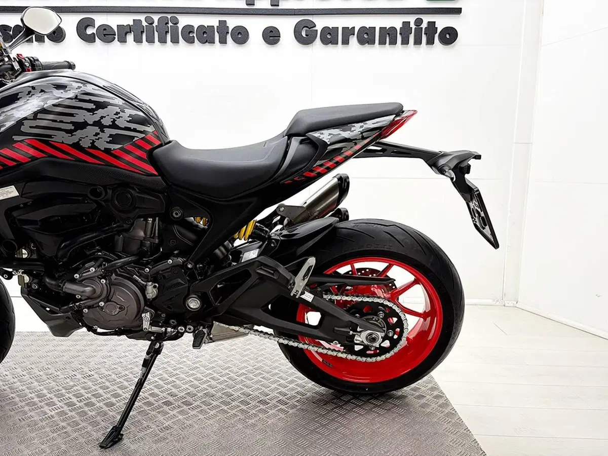 Ducati Monster 937 (2021 - 25) (17)