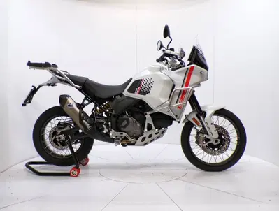 Ducati DesertX (2022 - 25) usata