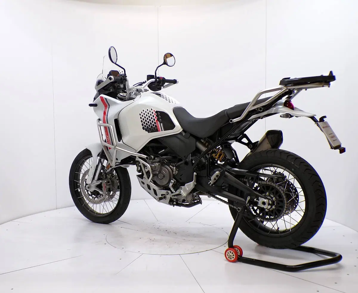 Ducati DesertX (2022 - 25) (5)