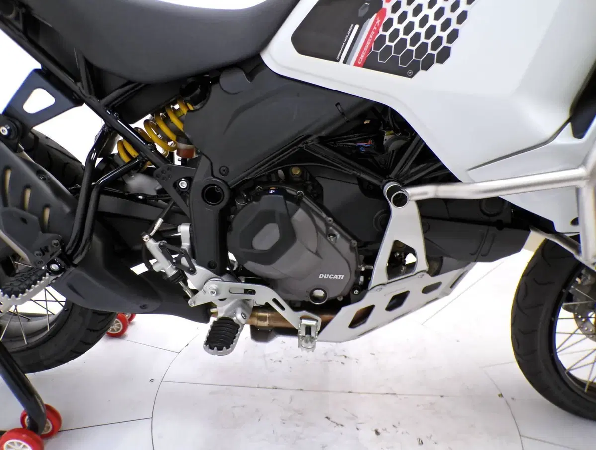 Ducati DesertX (2022 - 25) (8)