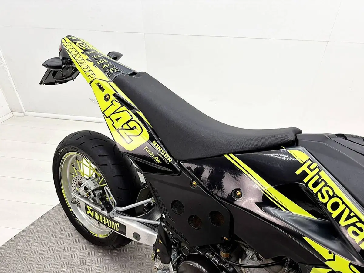 Husqvarna SM 610 (2006) (19)