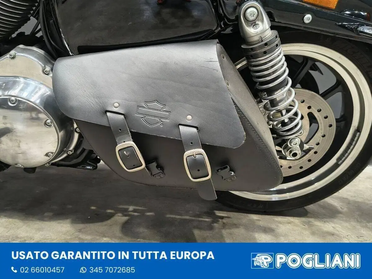 Harley-Davidson 883 SuperLow (2017 - 20) - XL 883L (10)