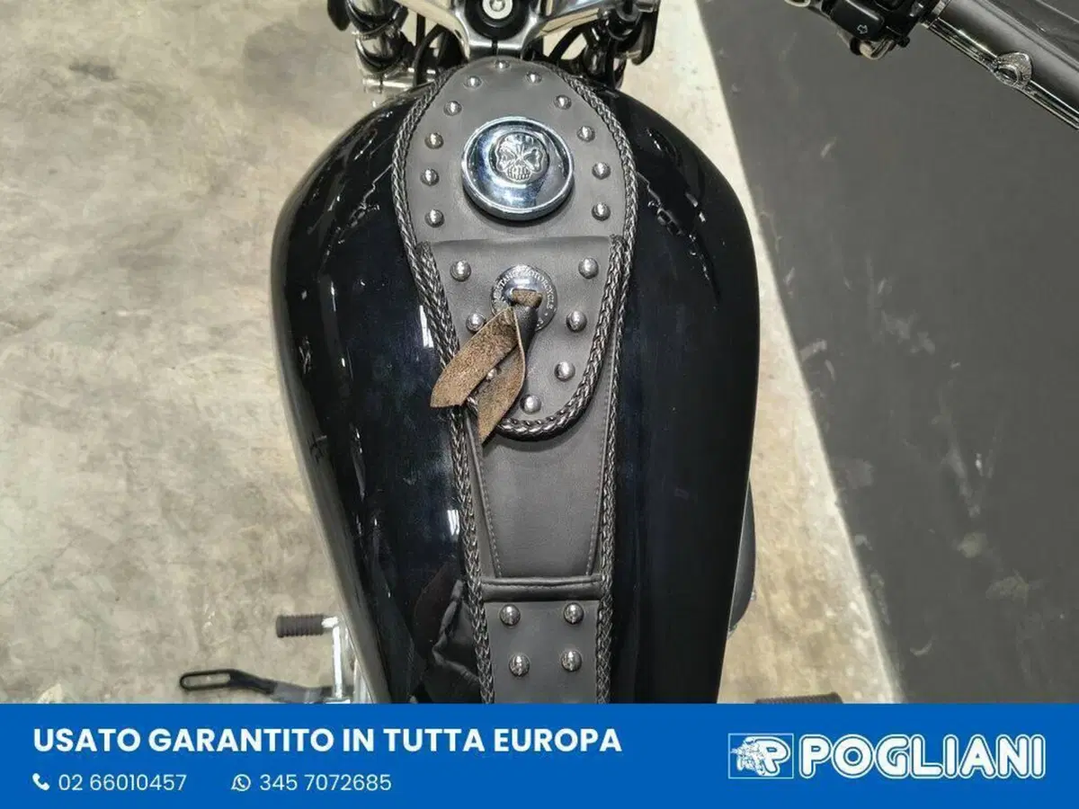 Harley-Davidson 883 SuperLow (2017 - 20) - XL 883L (14)