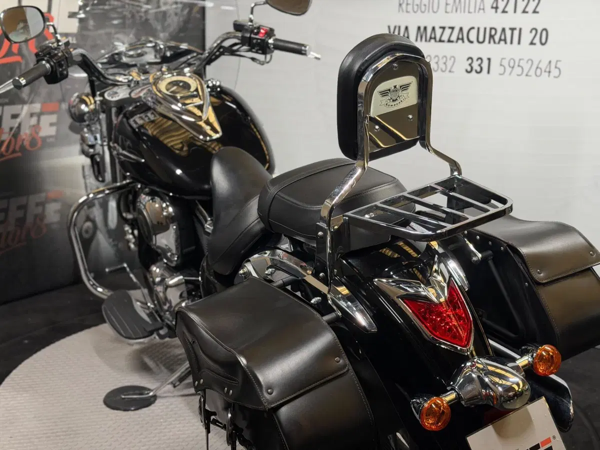 Kawasaki Vulcan VN 1700 Classic (2009 - 11) (15)