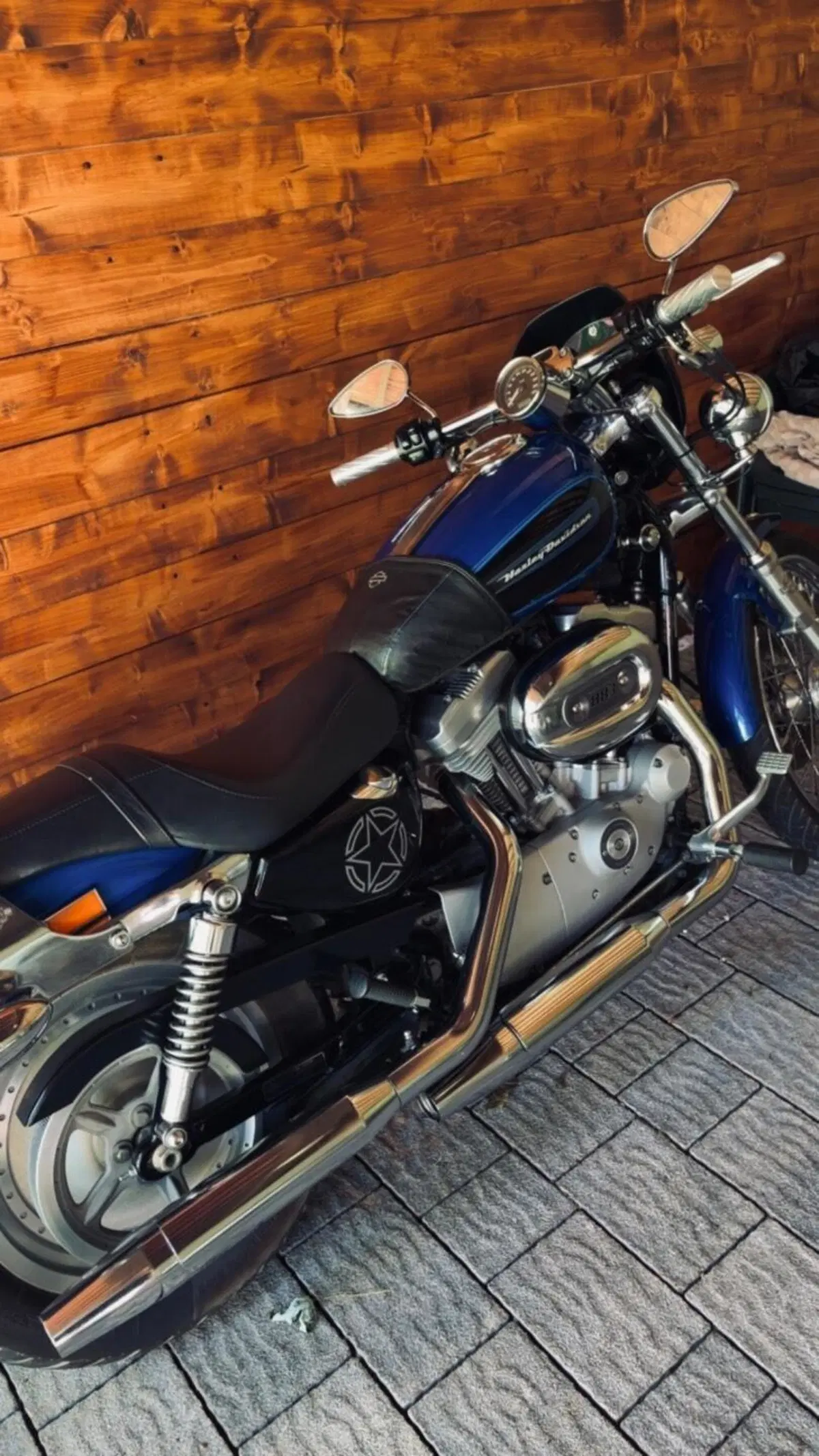 Harley-Davidson 883 Custom (2008 - 12) - XL 883C (2)