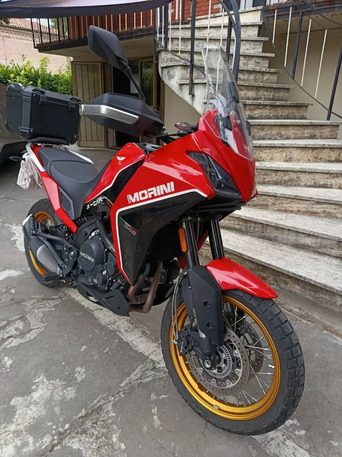 Moto Morini X-Cape 650 Gold Wheels Edition (2022 - 26) (2)